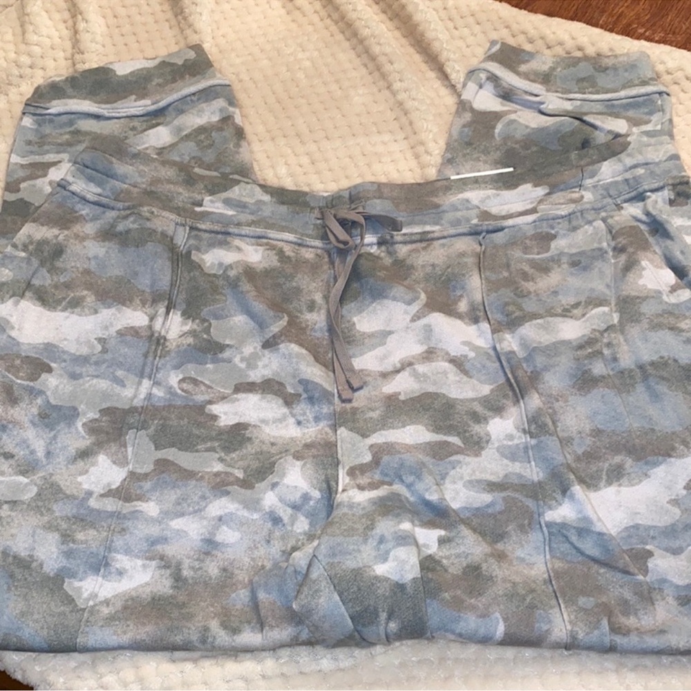 Sonoma Women's High Rise Joggers - Picture 2 of 5